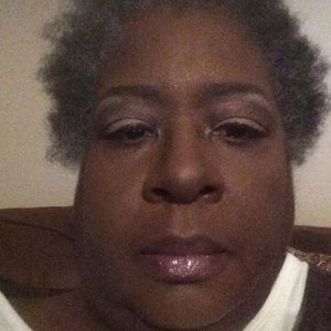 Meet your Posher, Daphne